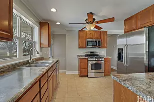 12416 W Paddock Ave, Beach Park, IL 60087 - Photo 12