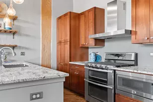 1040 W Adams St, Chicago, IL 60607 - Photo 10