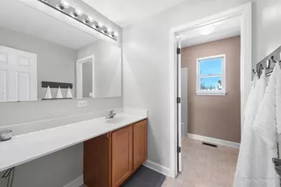 2431 Trailside Lane, Wauconda, IL 60084 - Photo 18