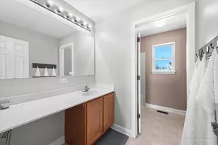 2431 Trailside Ln, Wauconda, IL 60084 - Photo 18