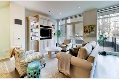 208 N Park Drive, Chicago, IL 60601 - Photo 4