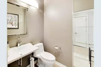 208 N Park Drive, Chicago, IL 60601 - Photo 30