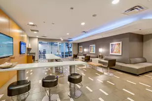 208 N Park Dr, Chicago, IL 60601 - Photo 48