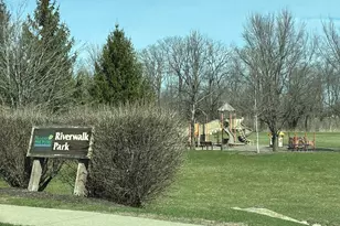 2710 Old Woods Trail, Plainfield, IL 60586 - Photo 22