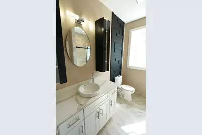 9615 S California Avenue, Evergreen Park, IL 60805 - Photo 32