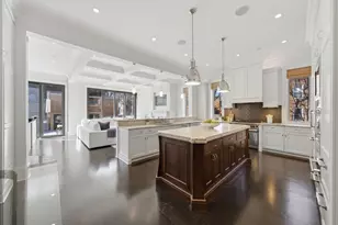 2658 N Mildred Ave, Chicago, IL 60614 - Photo 12