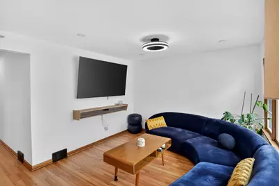 3138 N Richmond Street, Chicago, IL 60618 - Photo 14