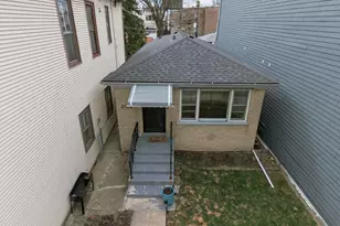 3138 N Richmond St, Chicago, IL 60618 - Photo 60