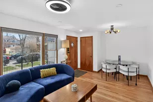 3138 N Richmond St, Chicago, IL 60618 - Photo 16