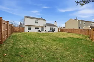 1880 Gleneagle Cir, Elgin, IL 60123 - Photo 24