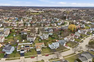 1880 Gleneagle Cir, Elgin, IL 60123 - Photo 30