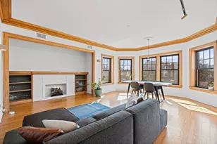 1474 W Foster Ave, Chicago, IL 60640 - Photo 2