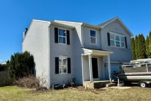 2419 Fairfield Trail, Belvidere, IL 61008 - Photo 2