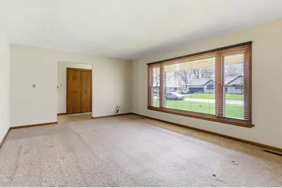 14 Knollwood Place, Joliet, IL 60433 - Photo 4