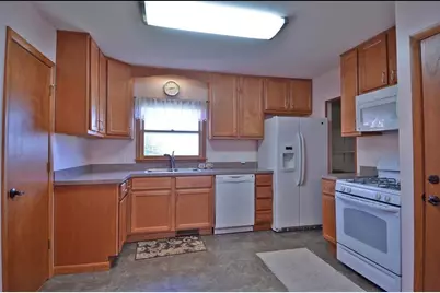 320 W Main Street, Grand Ridge, IL 61325 - Photo 6