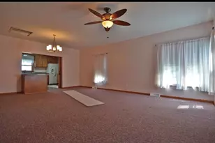 320 W Main St, Grand Ridge, IL 61325 - Photo 10