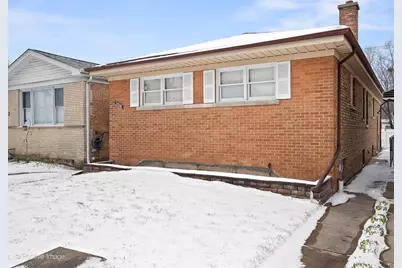 7516 N California Avenue, Chicago, IL 60645 - Photo 1