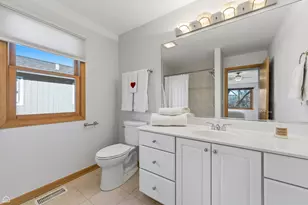 9101 Windsor Dr, Palos Hills, IL 60465 - Photo 8