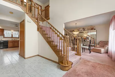 7233 Southwick Drive, Frankfort, IL 60423 - Photo 2