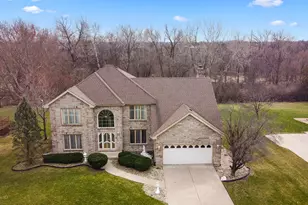 7233 Southwick Dr, Frankfort, IL 60423 - Photo 1