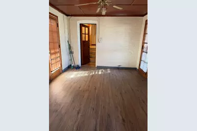 10210 S Rhodes Avenue, Chicago, IL 60628 - Photo 6