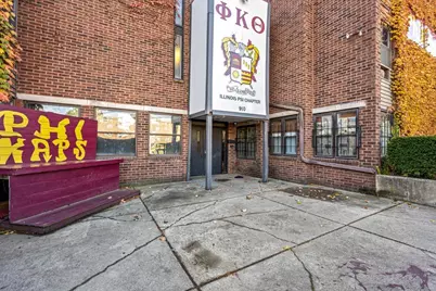 910 W Hillcrest Drive, Dekalb, IL 60115 - Photo 4