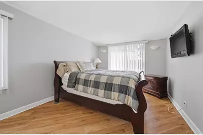 7538 E Praire Road, Skokie, IL 60076 - Photo 22