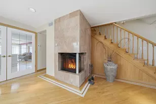 7538 E Praire Rd, Skokie, IL 60076 - Photo 4