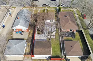 7538 E Praire Rd, Skokie, IL 60076 - Photo 30