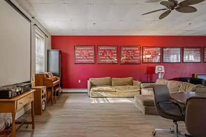 928 W Hillcrest Drive, Dekalb, IL 60115 - Photo 10