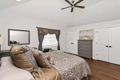 700 E 46th Street, Chicago, IL 60653 - Photo 18