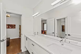 700 E 46th St, Chicago, IL 60653 - Photo 20