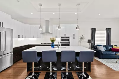 700 E 46th Street, Chicago, IL 60653 - Photo 8