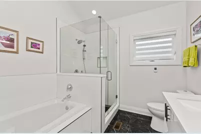 700 E 46th Street, Chicago, IL 60653 - Photo 22