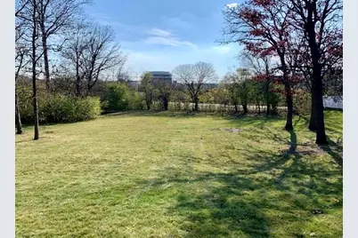 11 Woodridge Drive, Oak Brook, IL 60523 - Photo 24