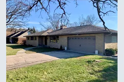 11 Woodridge Drive, Oak Brook, IL 60523 - Photo 2
