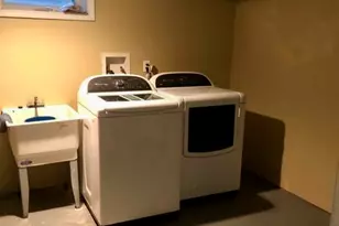 11 Woodridge Dr, Oak Brook, IL 60523 - Photo 20