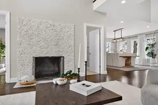 332 E Central Rd, Arlington Heights, IL 60005 - Photo 16