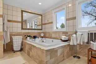 332 E Central Rd, Arlington Heights, IL 60005 - Photo 30