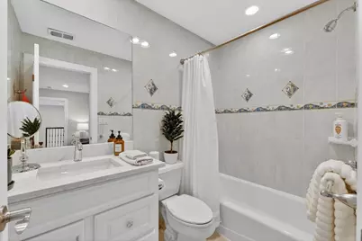 332 E Central Road, Arlington Heights, IL 60005 - Photo 32