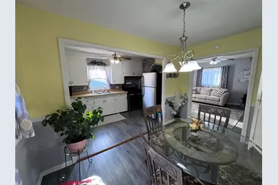 212 W Allmon Street, Salem, IL 62881 - Photo 10