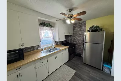 212 W Allmon Street, Salem, IL 62881 - Photo 12