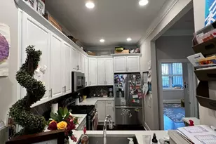 3616 N Bosworth Ave, Chicago, IL 60613 - Photo 8