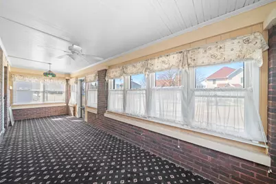 449 W Lincoln Avenue, Hinckley, IL 60520 - Photo 4