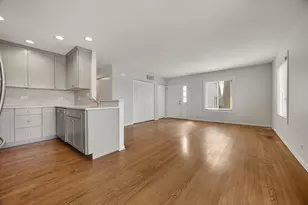 1634 Vermont Dr, Elk Grove Village, IL 60007 - Photo 6