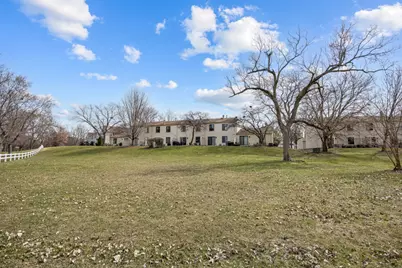 1634 Vermont Drive, Elk Grove Village, IL 60007 - Photo 24