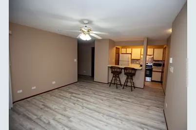 4314 W Shamrock Lane #1C, McHenry, IL 60050 - Photo 4