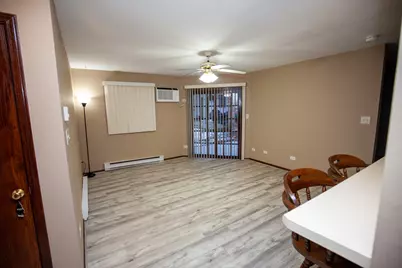 4314 W Shamrock Lane #1C, McHenry, IL 60050 - Photo 2