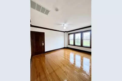 2316 N Leclaire Avenue #2, Chicago, IL 60639 - Photo 8