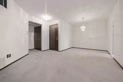 854 E Carriage Lane #8, Palatine, IL 60074 - Photo 6